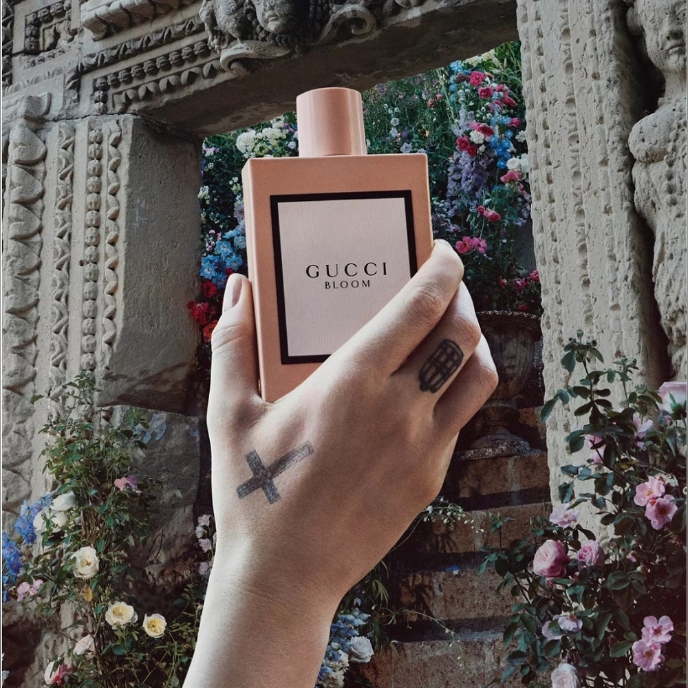 Gucci Bloom Eau de Parfum Spray, 3.3 oz. NEW - Picture 6 of 16